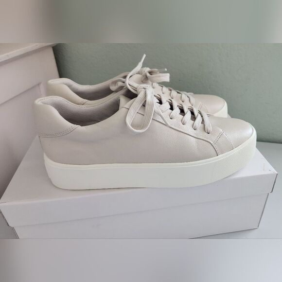 Vince Leather Lace Up Platform Lace Up Sneakers Women's 7 - Picture 1 of 9